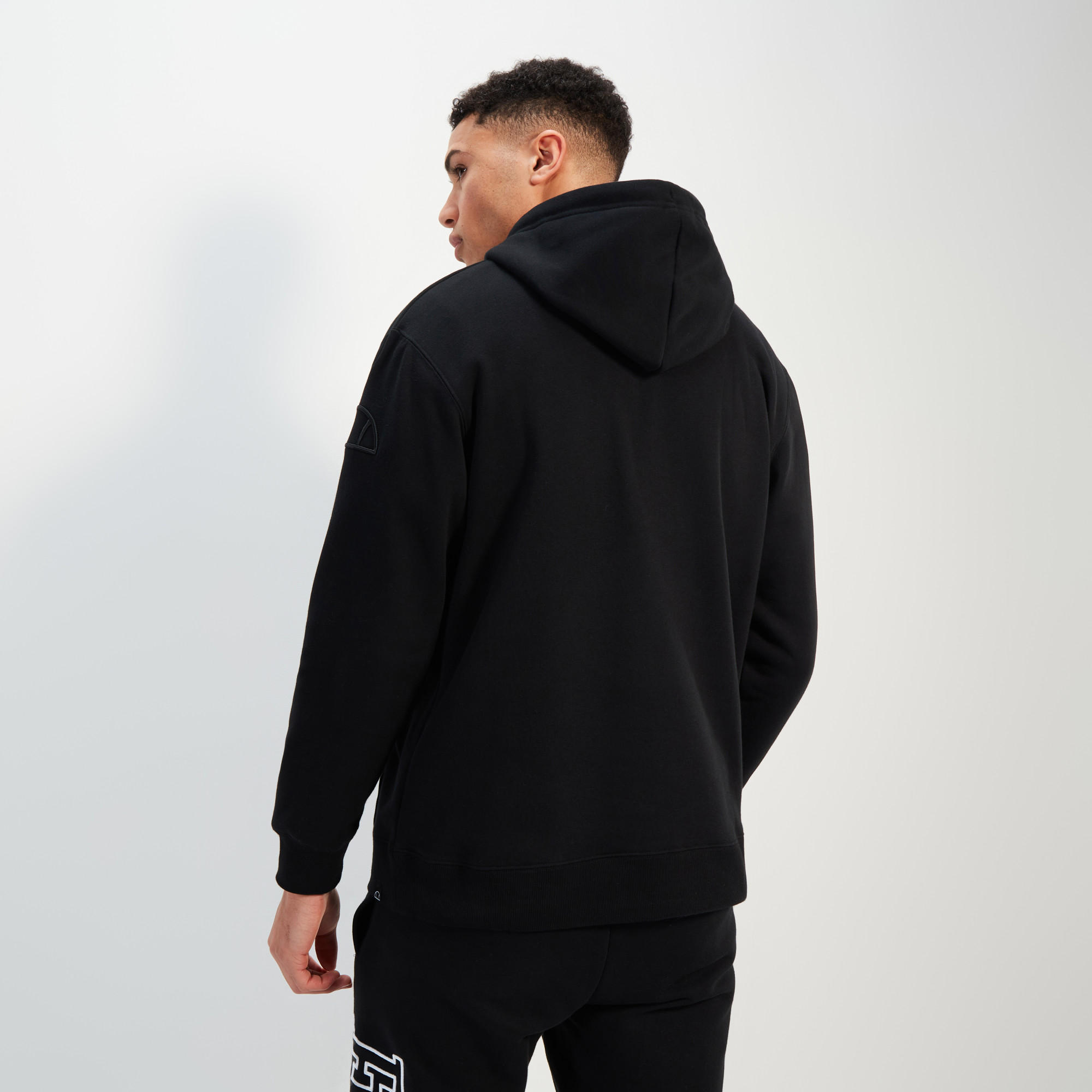 Толстовка Ellesse Montato OH Hoody SXT19205-011