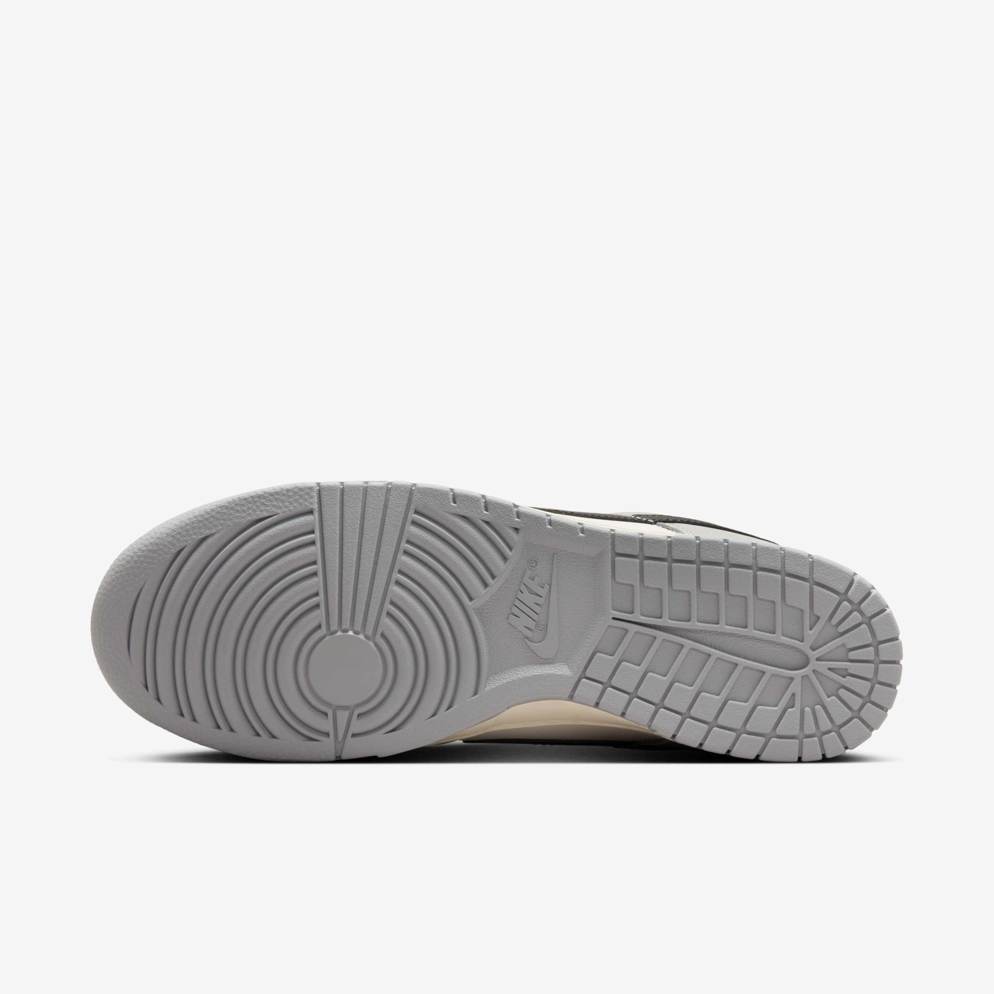 Кросівки чоловічі Nike Dunk Low Grey/White IB3079-101