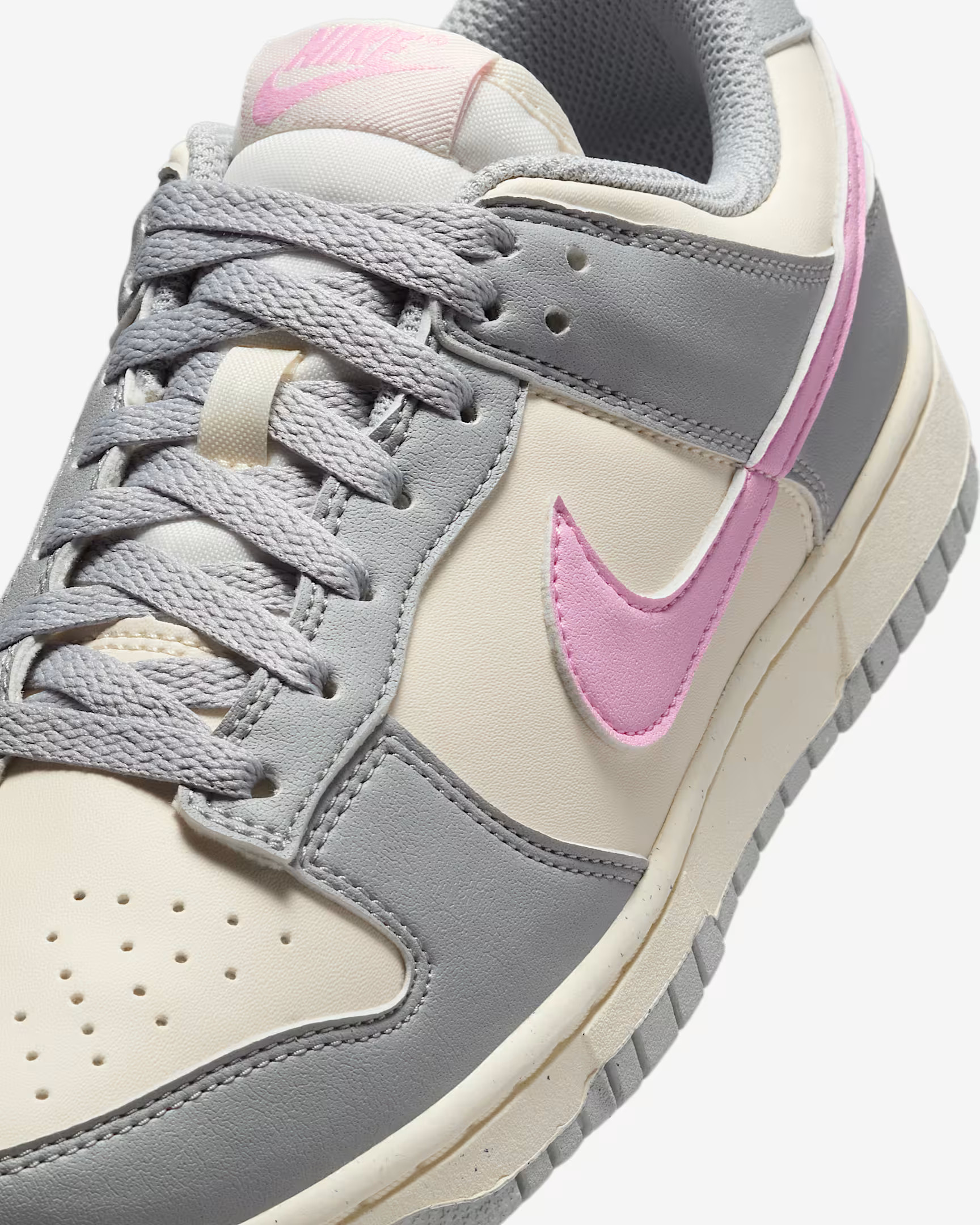 Кросівки жіночі Nike Dunk Low Next Nature Grey/Beige DD1873-002 36.5 DD1873-002