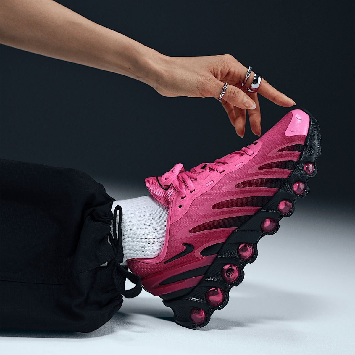 Кросівки Nike Air Max Dn8 Hyper Pink Black HF5509-601