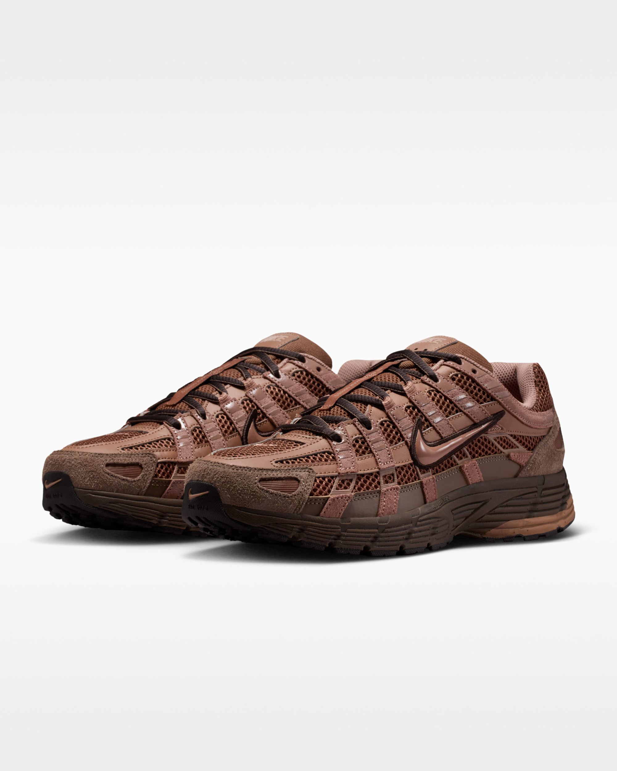 Кросівки Nike P-6000 SE HF0015-205