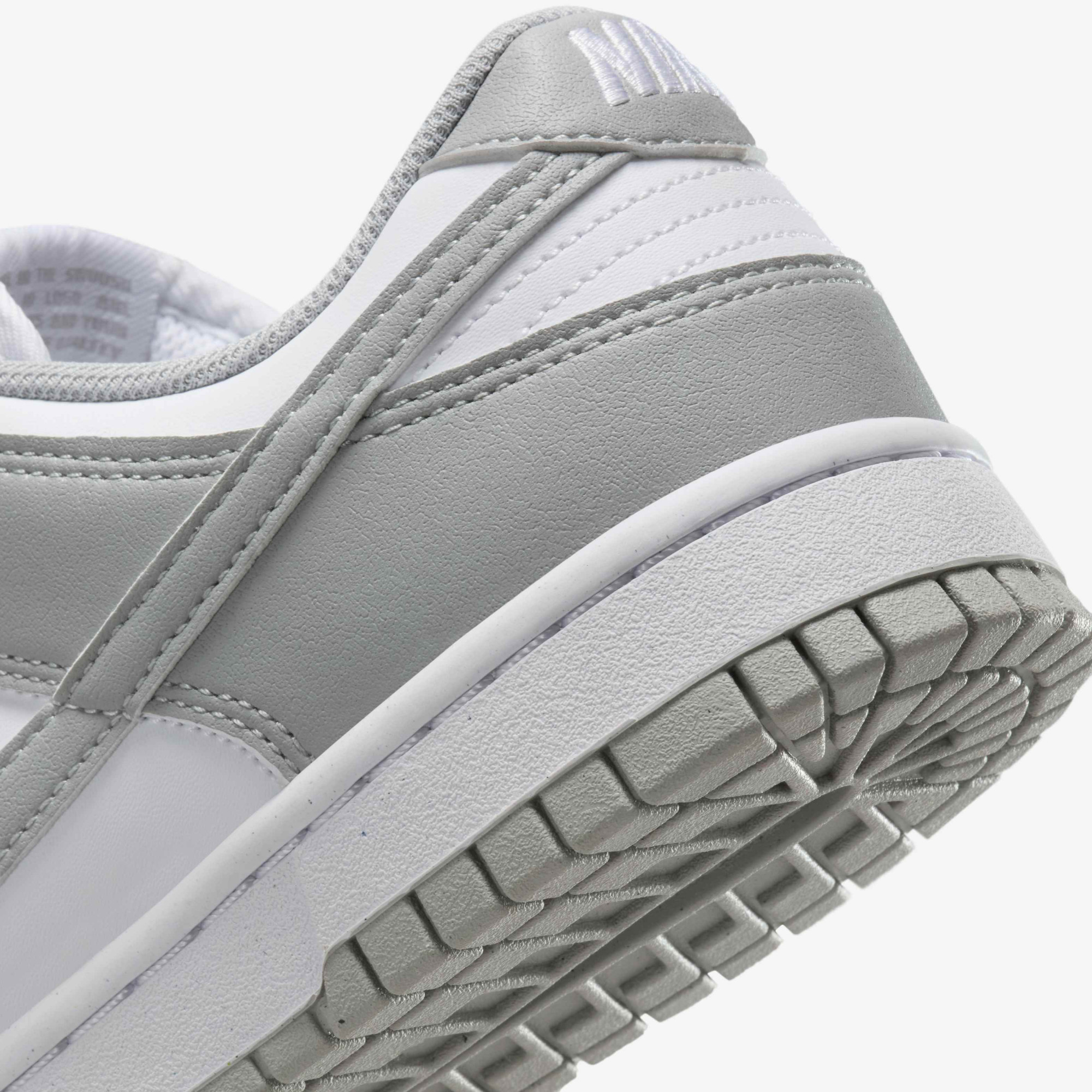 Кросівки жіночі Nike Dunk Low White/Grey DD1873-113