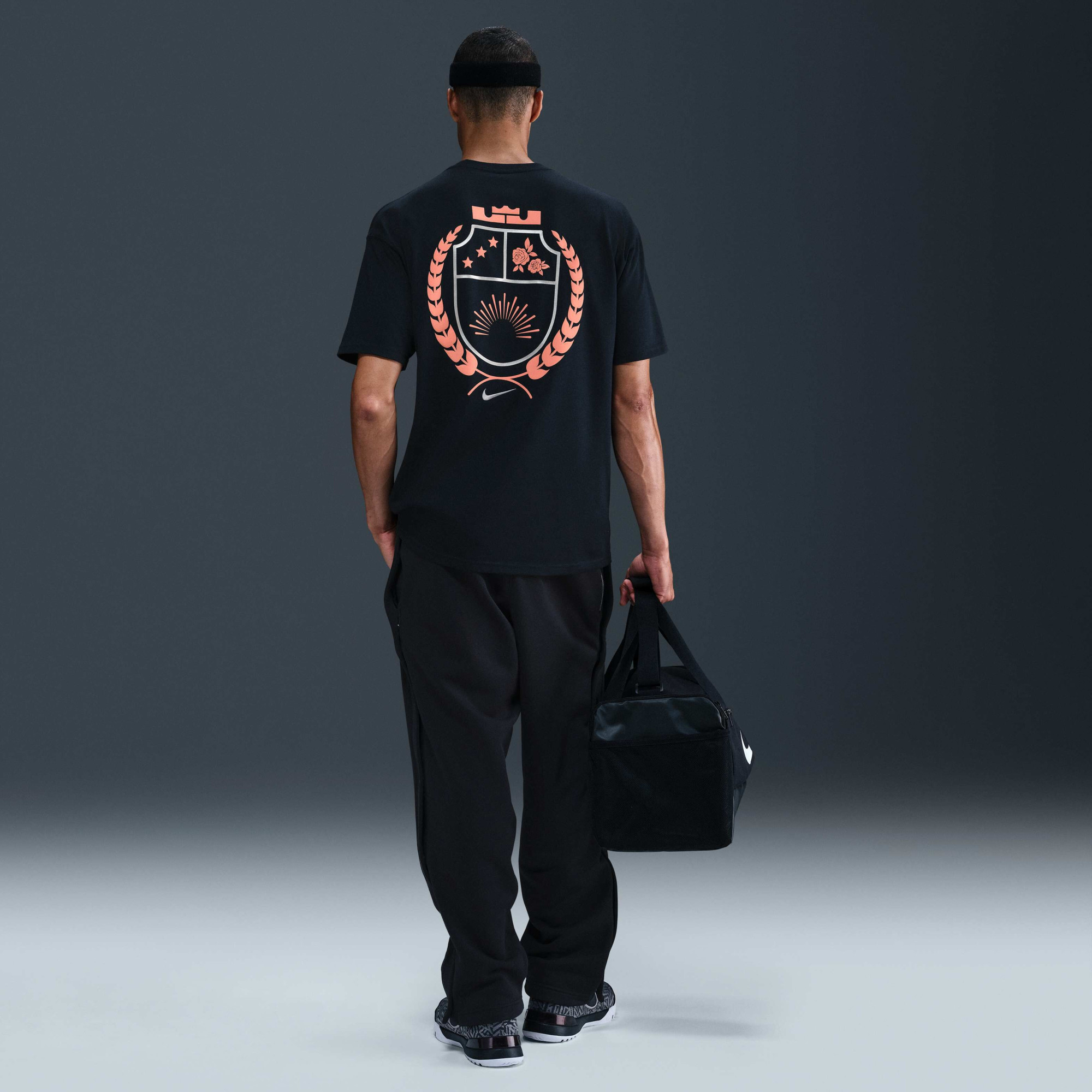 Футболка чоловіча Nike Lbj M90 Oc Black HJ3412-010