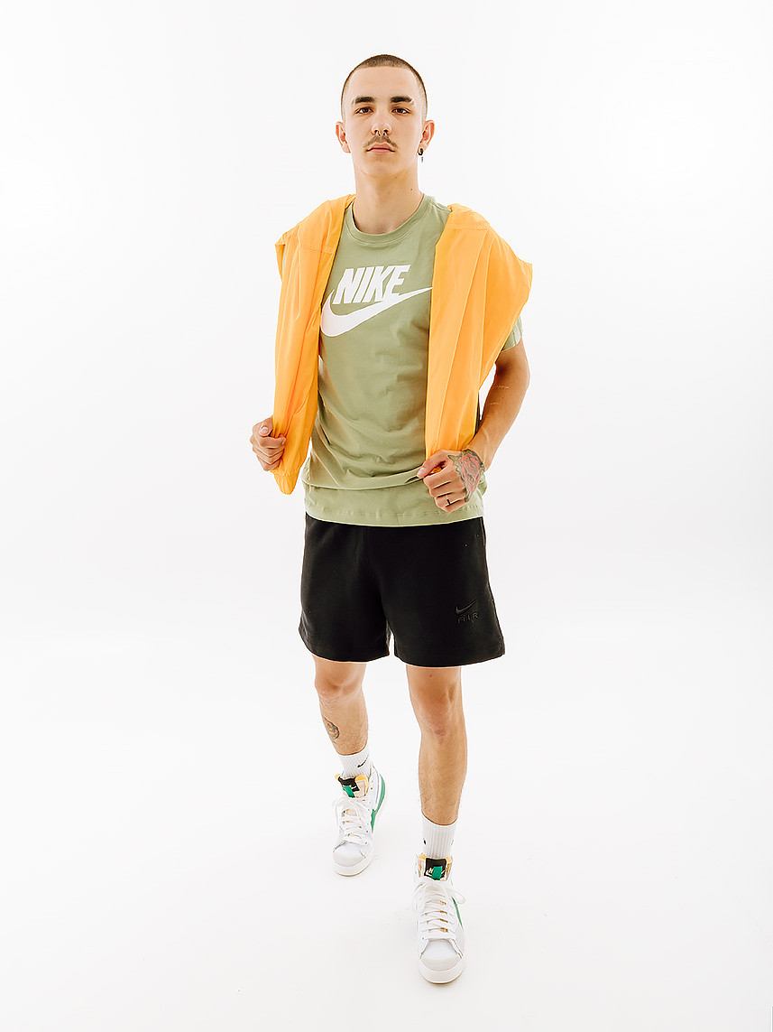 Футболка Nike M NSW TEE ICON FUTURA AR5004-386