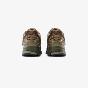 Кросівки New Balance 1906U M1906NG