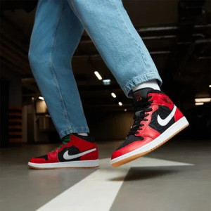 Кросівки JORDAN AIR 1 MID SE DQ8417-006