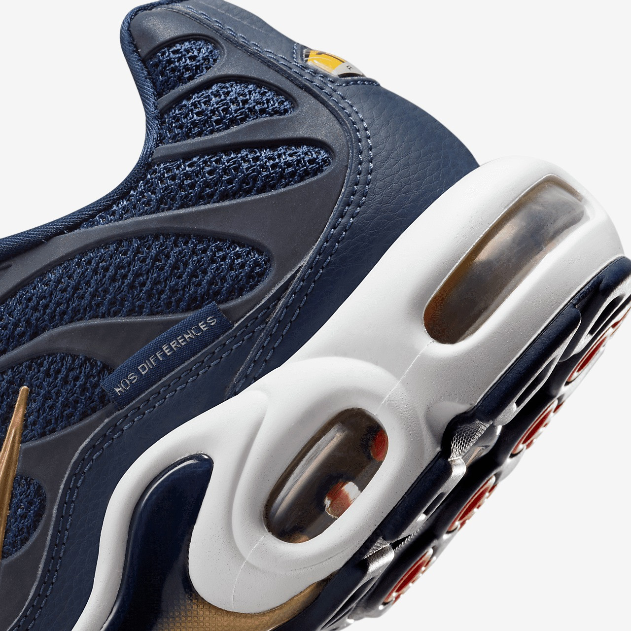 Кросівки Nike Air Max TN Plus French Football FB3350-400 FB3350-400