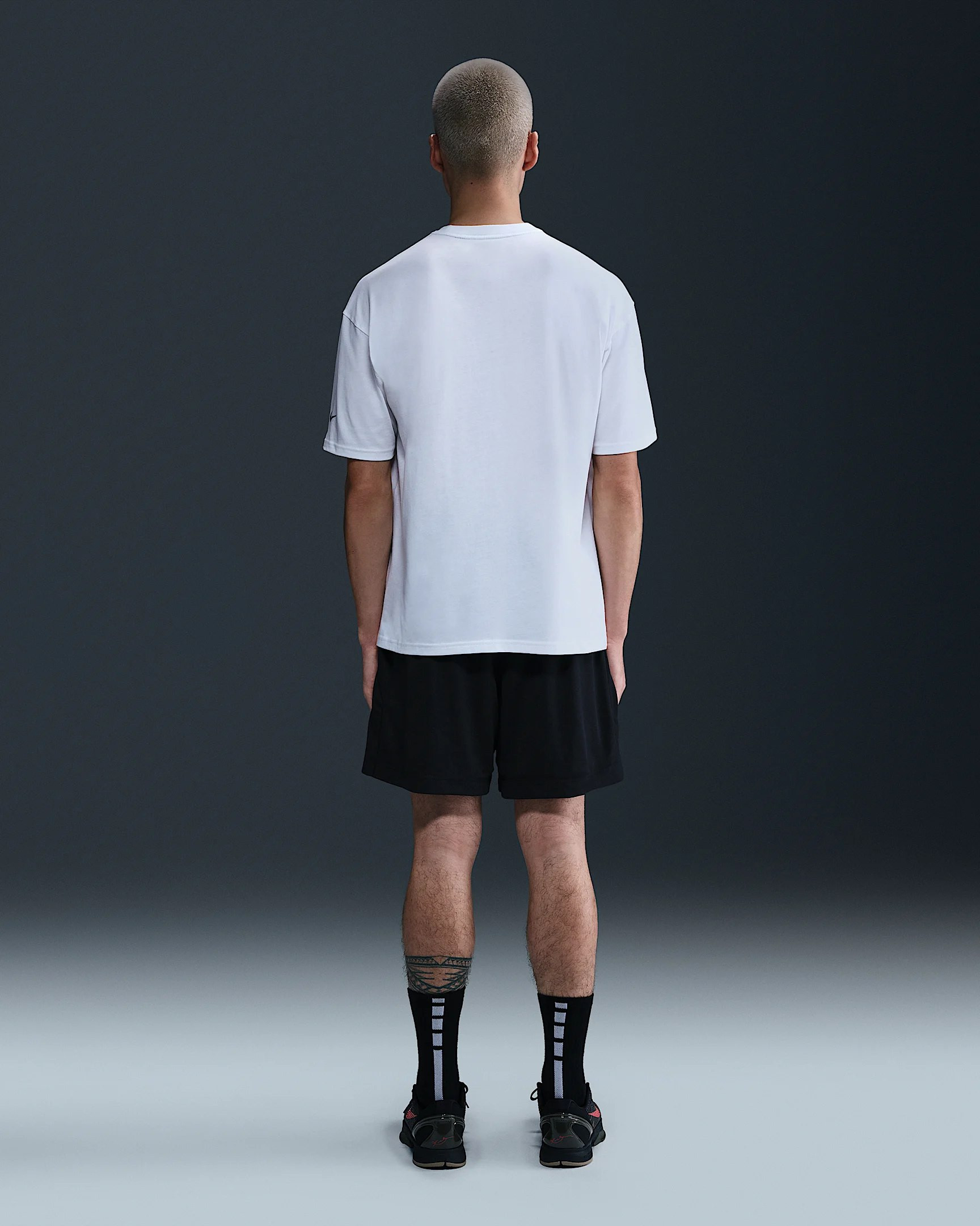 Футболка Nike KB U NK TEE BETTERMENTAL HJ3318-100