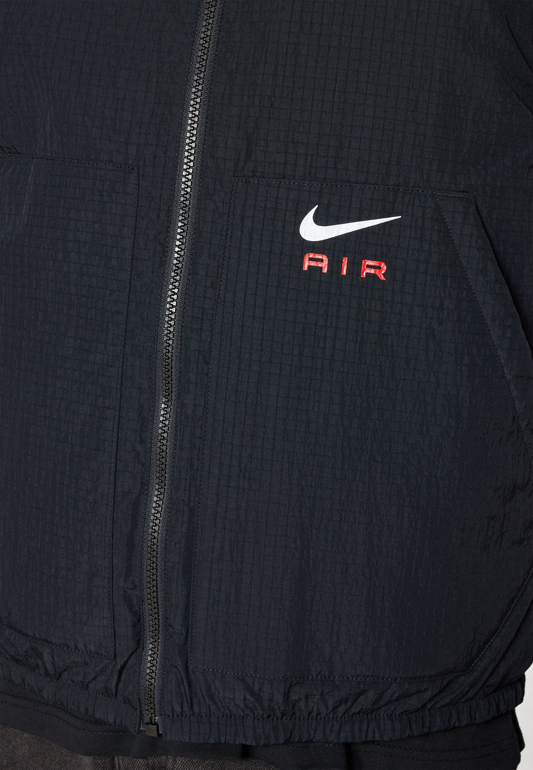 Жилетка Nike Air Insulated Woven Vest (FZ4697-010) FZ4697-010