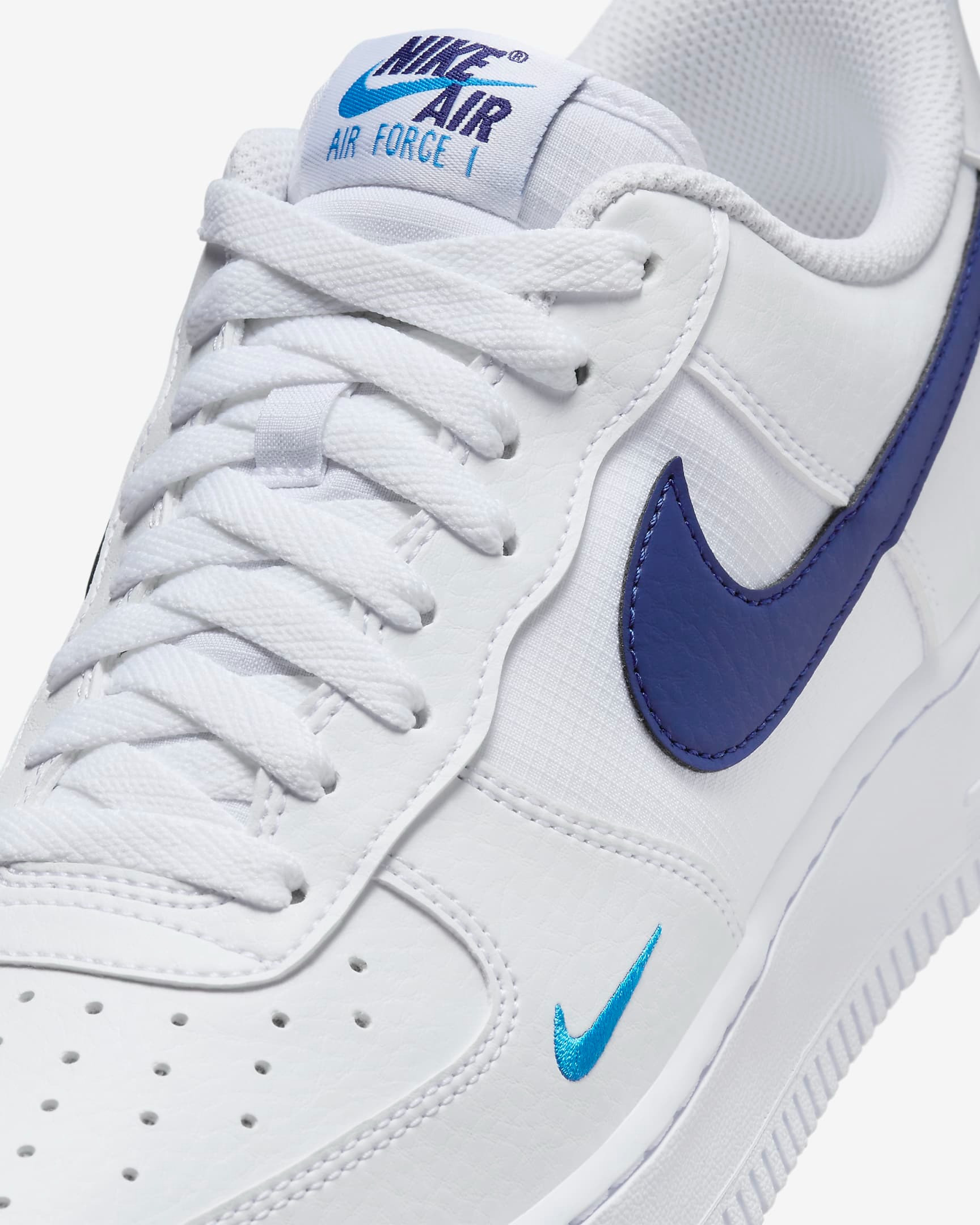 Кросівки Nike AIR FORCE 1 07 HF3836-100