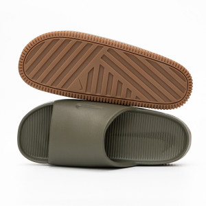 Шльопанці Nike Calm Slide FD4116-203