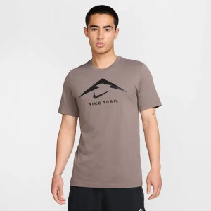Футболка Nike M DF TEE TRAIL LOGO FQ3914-289