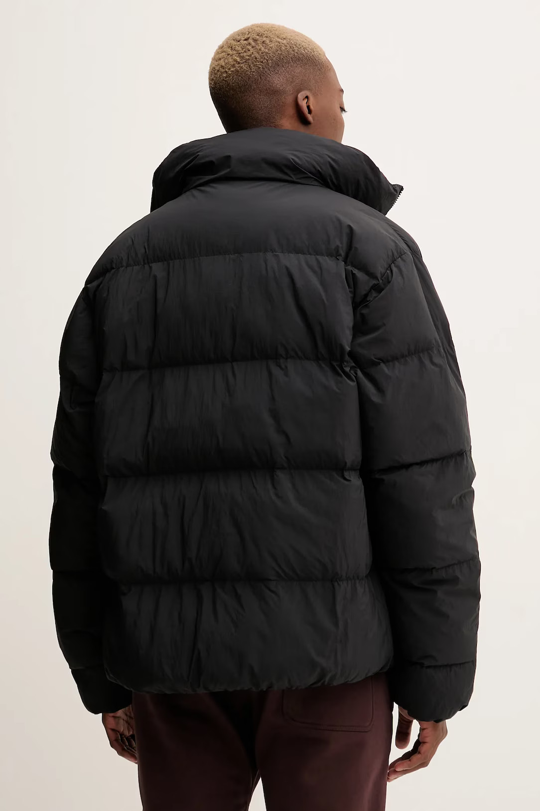 Куртка adidas Originals Synthetic Down Puffer JW5815