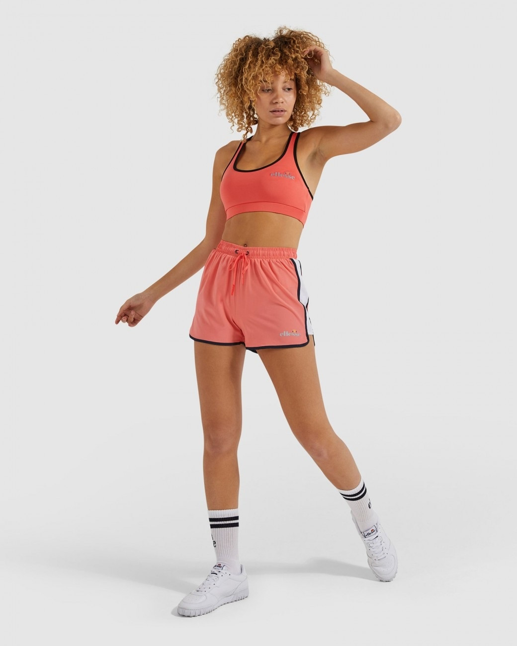 Шорти SRI11490E0V-CORAL Ellesse 12 (46-48) Кораловий SRI11490E0V-CORAL