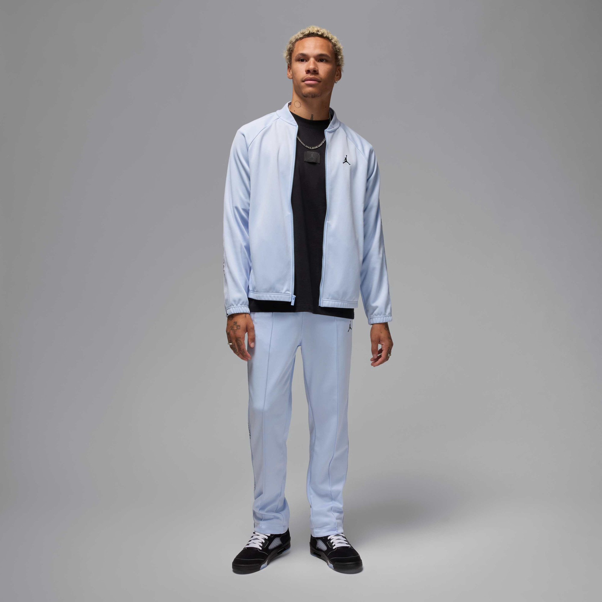 Штани чоловічі Air Jordan Essentials Tracksuit Bottoms Light Blue HF9341-407