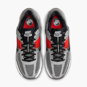 Кросівки Nike ZOOM VOMERO 5 FJ4151-005