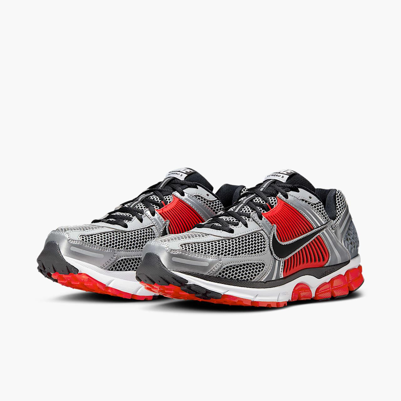 Кросівки Nike Zoom Vomero 5 FJ4151-005