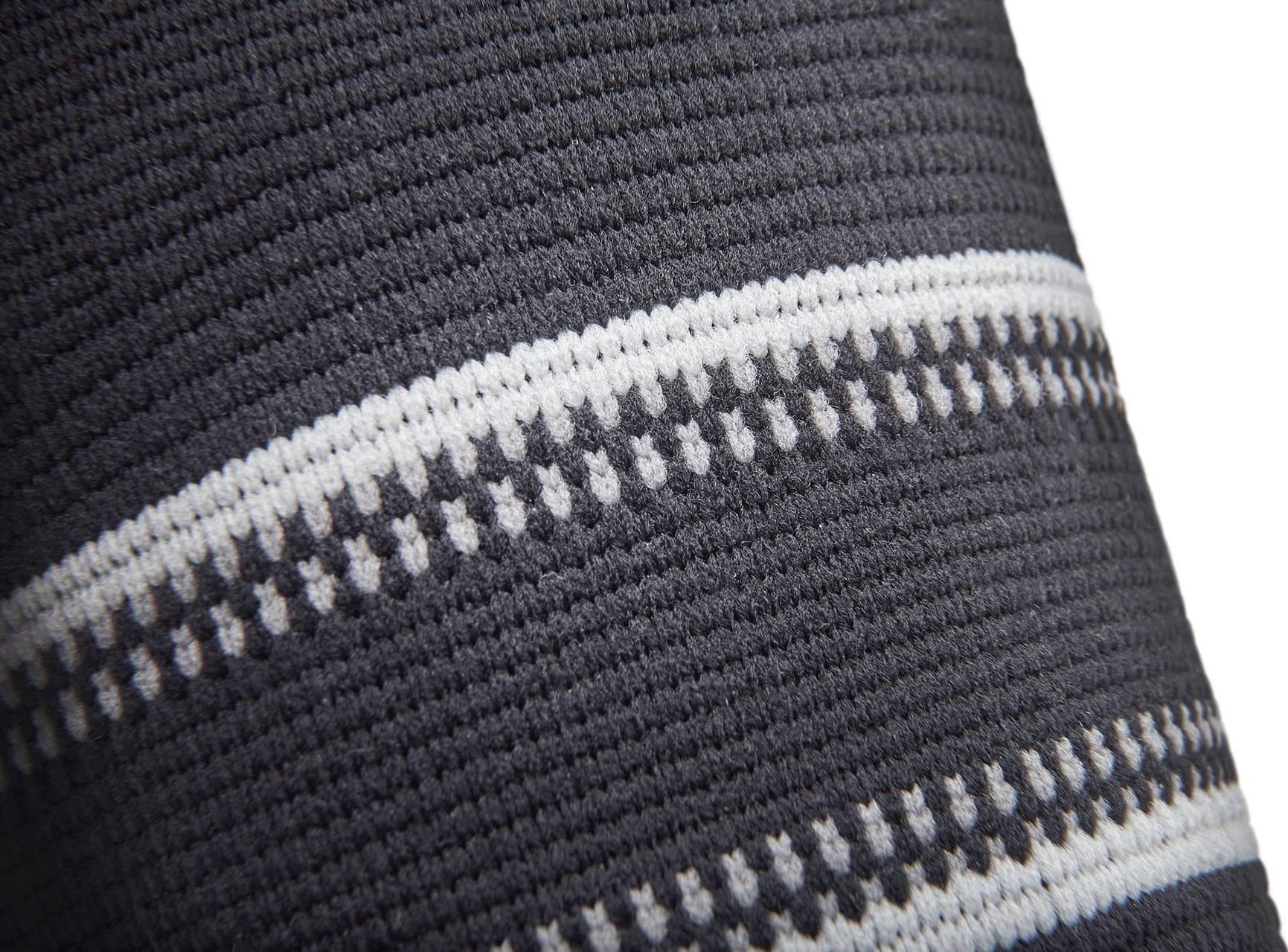 Фіксатор ліктя Adidas Elbow Support чорний, сірий M (ADSU-12532BK-NL) ADSU-12532BK-NL