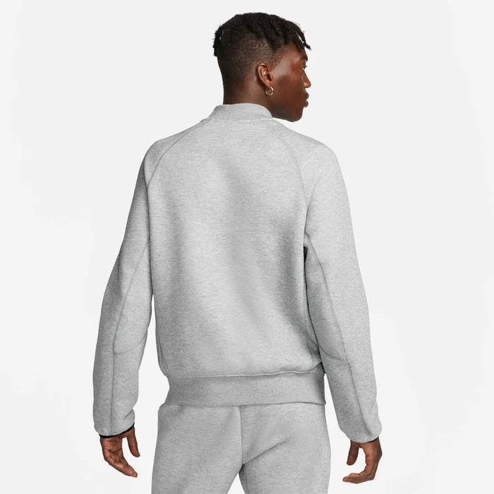 Бомбер Nike Sportswear Tech Fleece Bomber Jacket FB8008-063