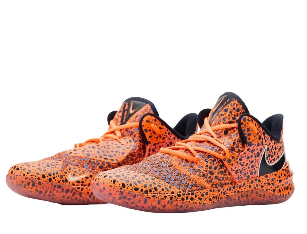 Кросівки Nike Zoom Hyperspeed Court SE FV3685-900