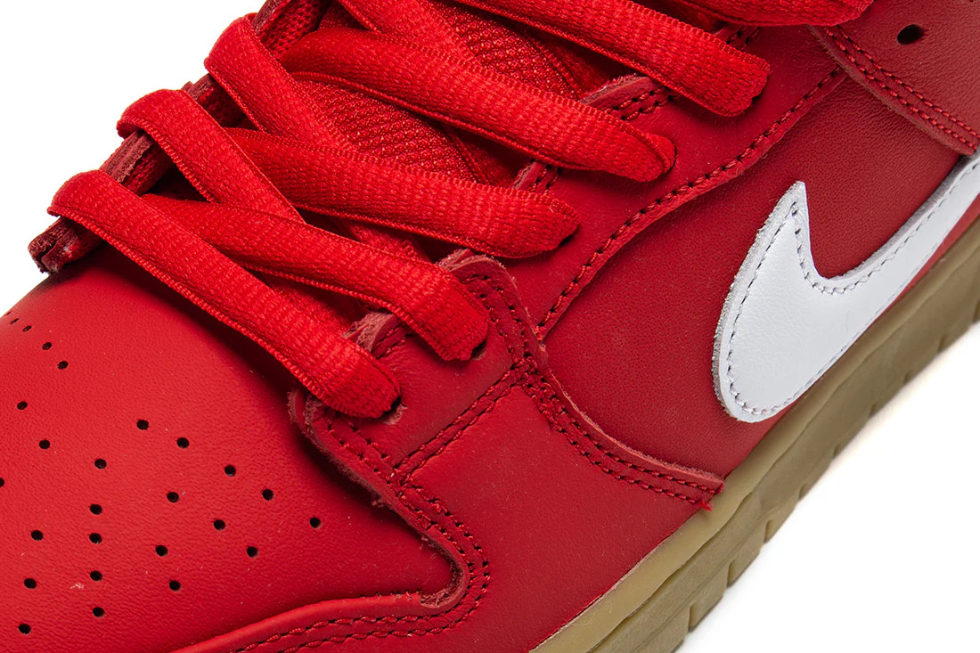 Кросівки унісекс Nike Dunk Low Sb Red FJ1674-600