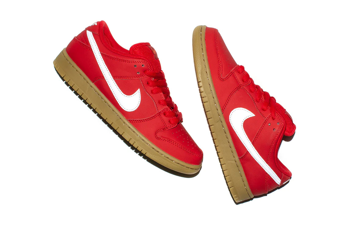 Кросівки унісекс Nike Dunk Low Sb Red FJ1674-600