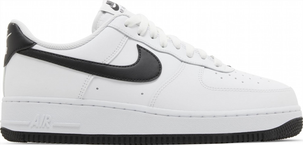 Кросівки Nike AIR FORCE 1 07 FQ4296-101