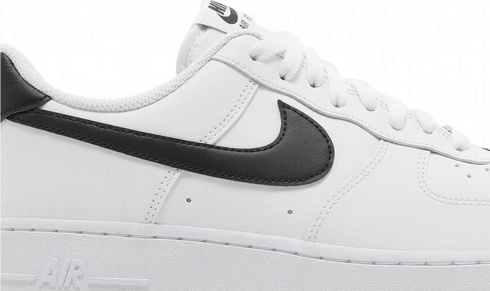 Кросівки Nike AIR FORCE 1 07 FQ4296-101