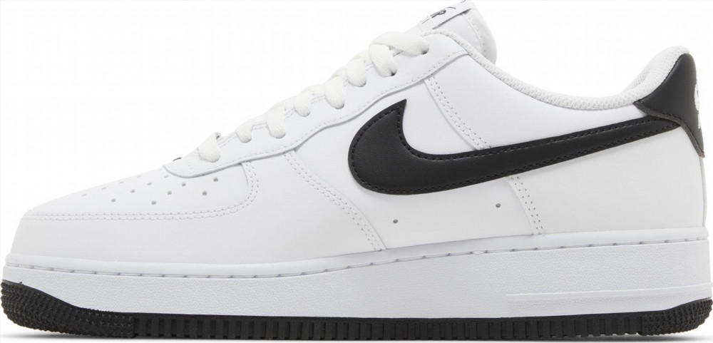 Кросівки Nike AIR FORCE 1 07 FQ4296-101