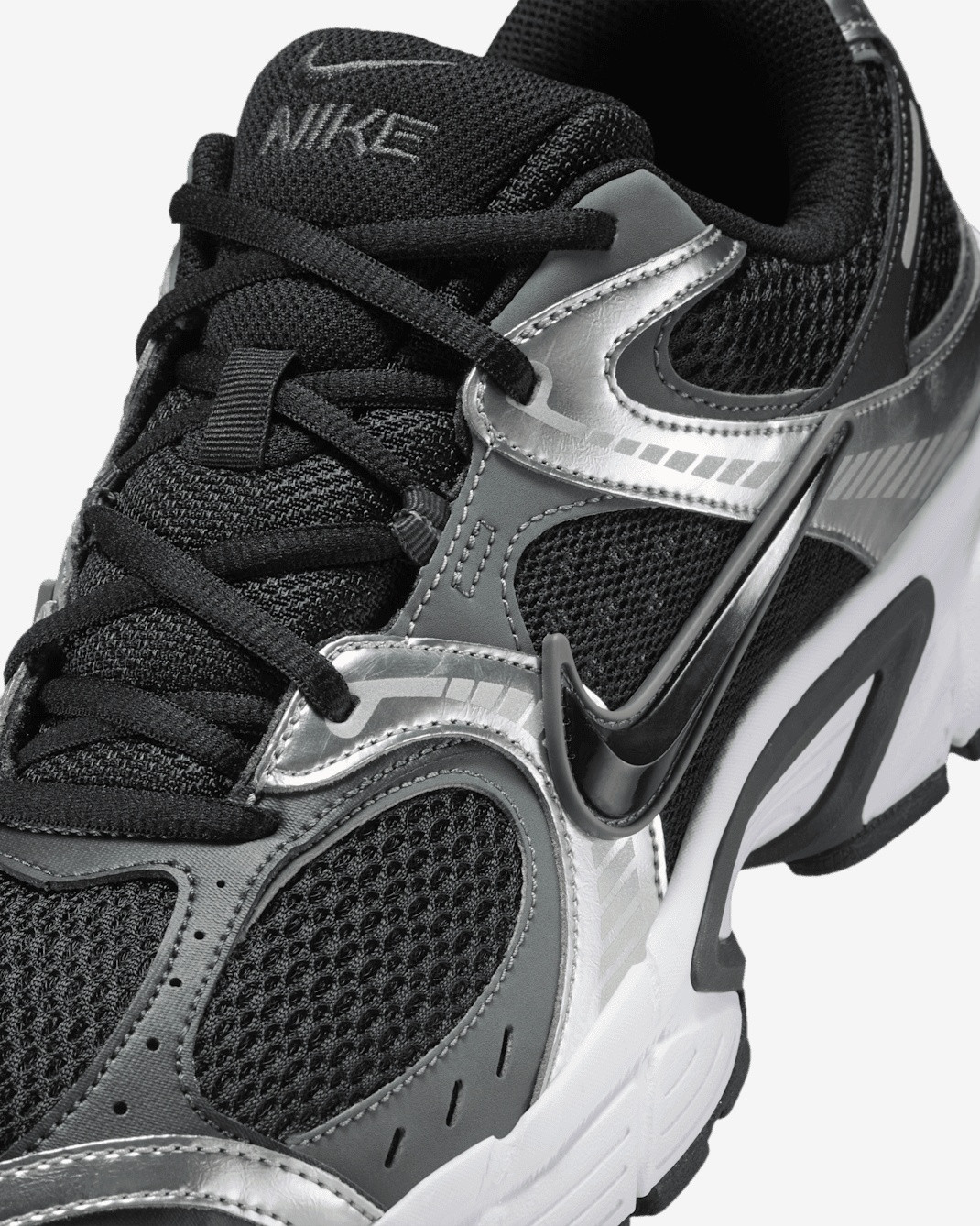 Кросівки Nike V5 RNR HJ5228-004