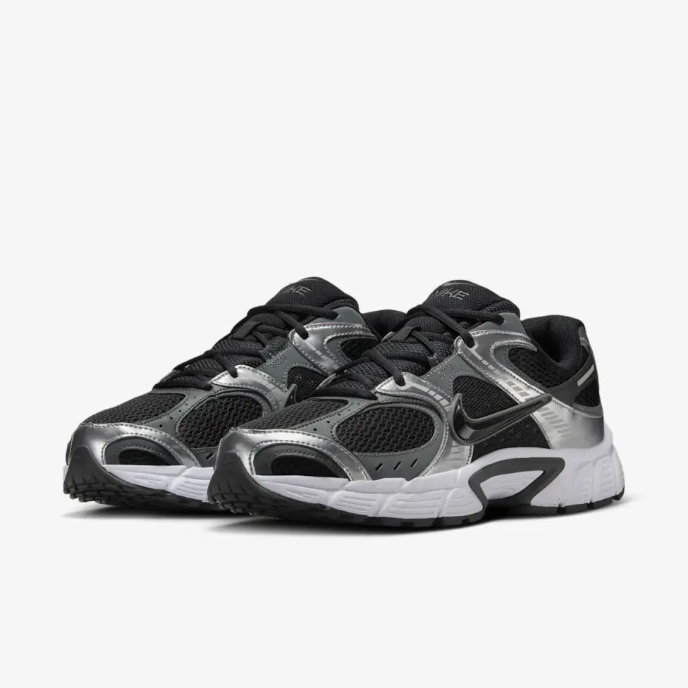 Кросівки Nike V5 RNR HJ5228-004