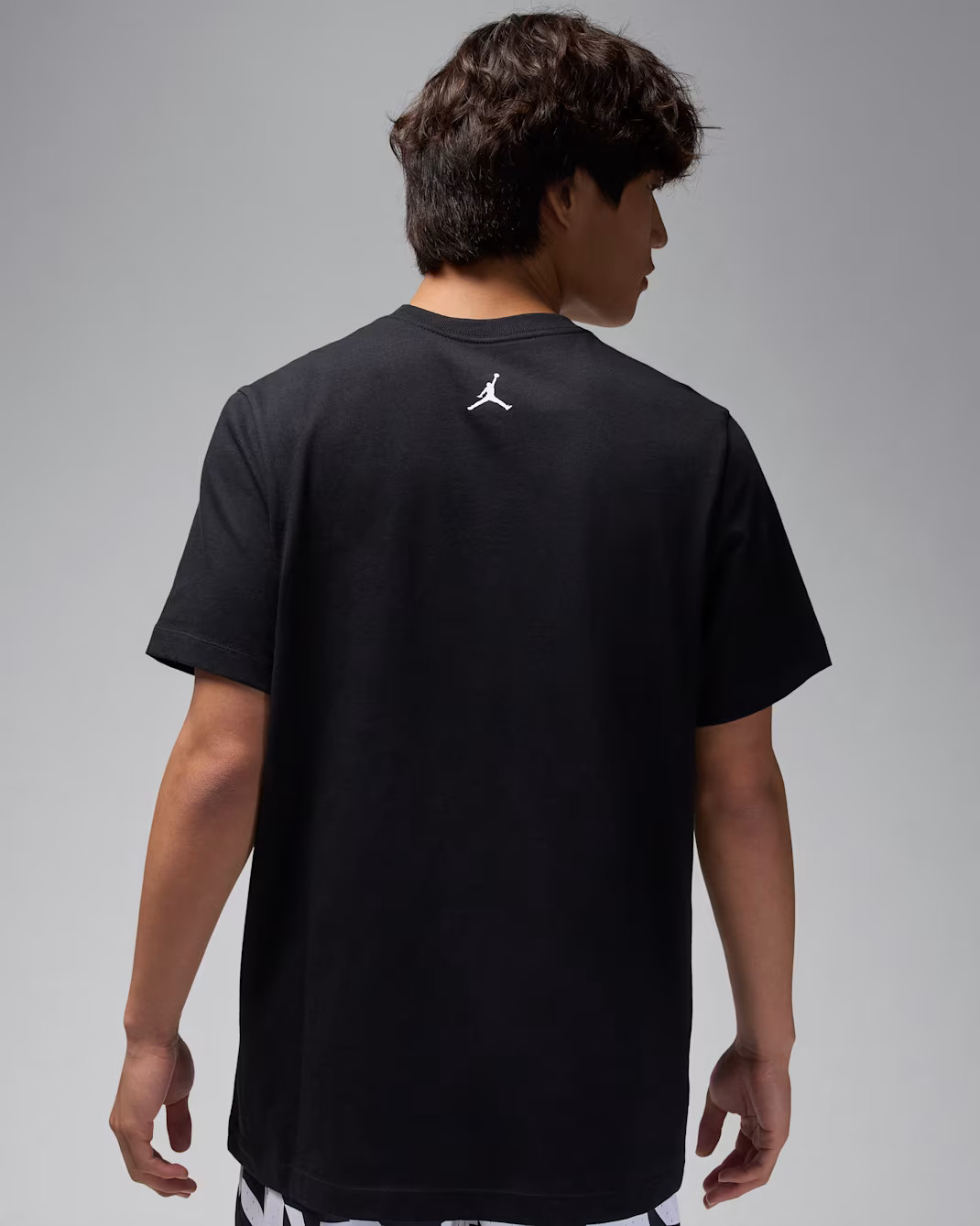 Футболка чоловіча Air Jordan Spirit Arch Crew Tee Black/White FZ1985-010
