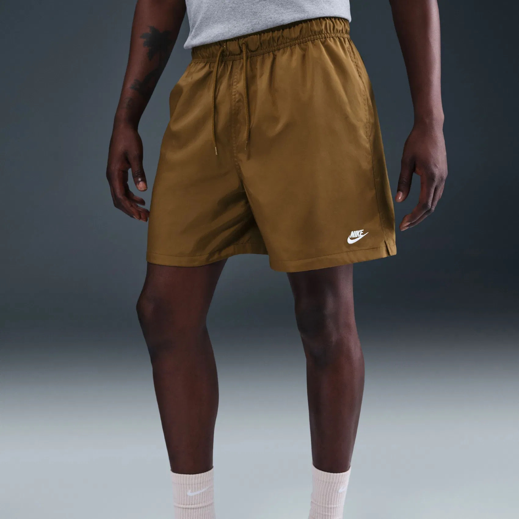 Шорти чоловічі Nike Club Brown FN3307-235