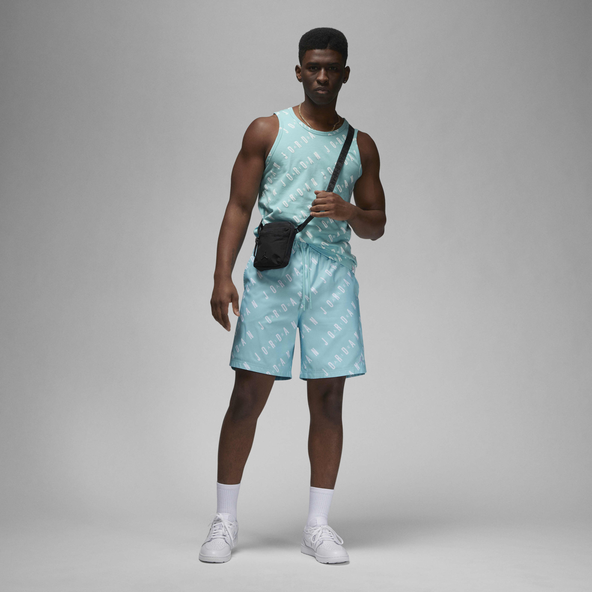 Шорти тренувальні JORDAN ESS POOLSIDE AOP SHORT DX9673-464