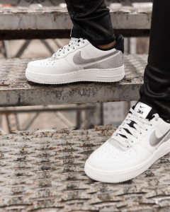 Кросівки Nike Air Force 1 '07 SE CT1992-100