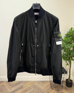 Бомбер Stone Island Bomber S0020 NYLON METAL WATRO-TC IN ECONYL K1S154100019-S0020 V0029