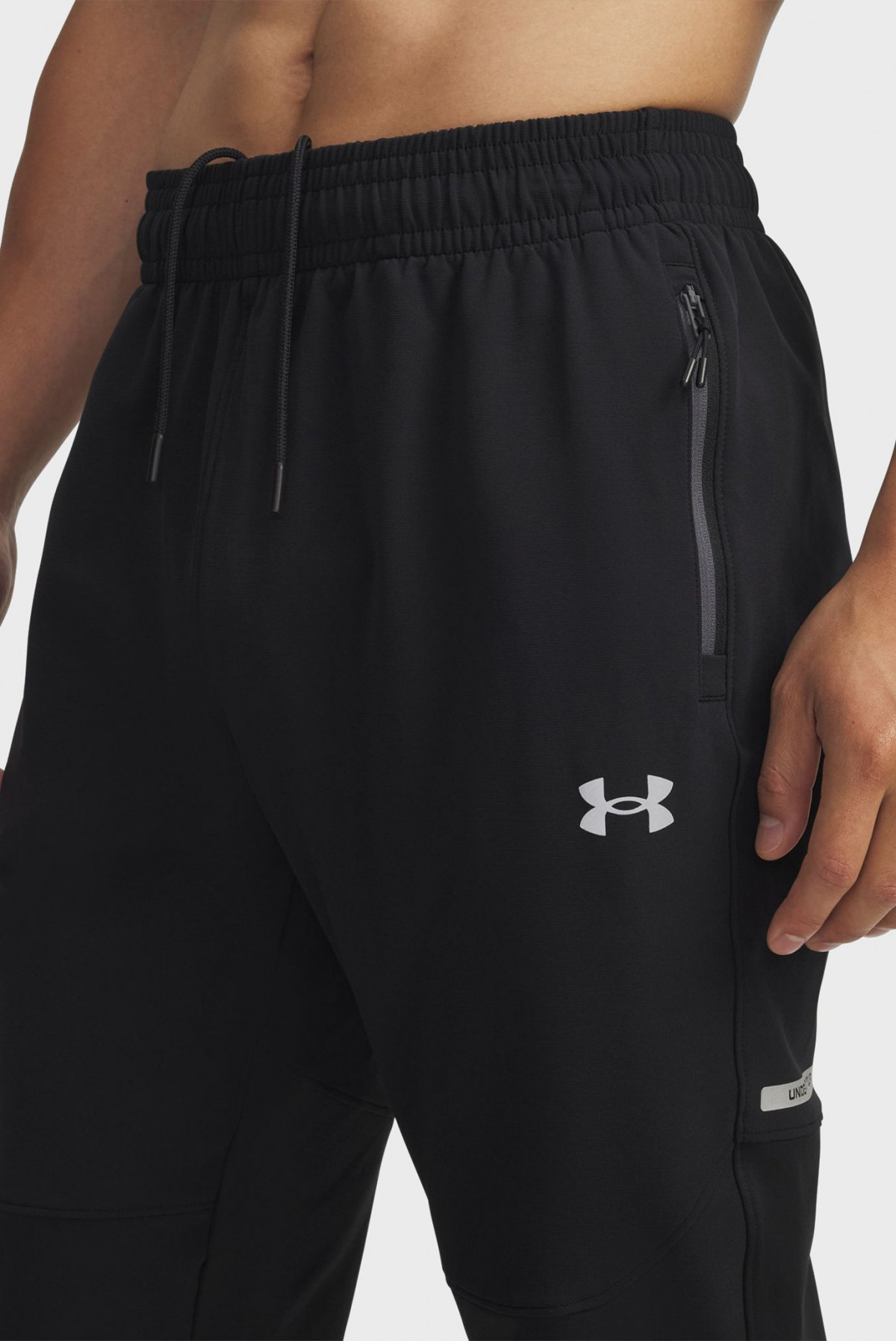 Штани спортивні Utility Woven Winterized Pnt 6006113-001 Under Armour S Чорний 6006113-001