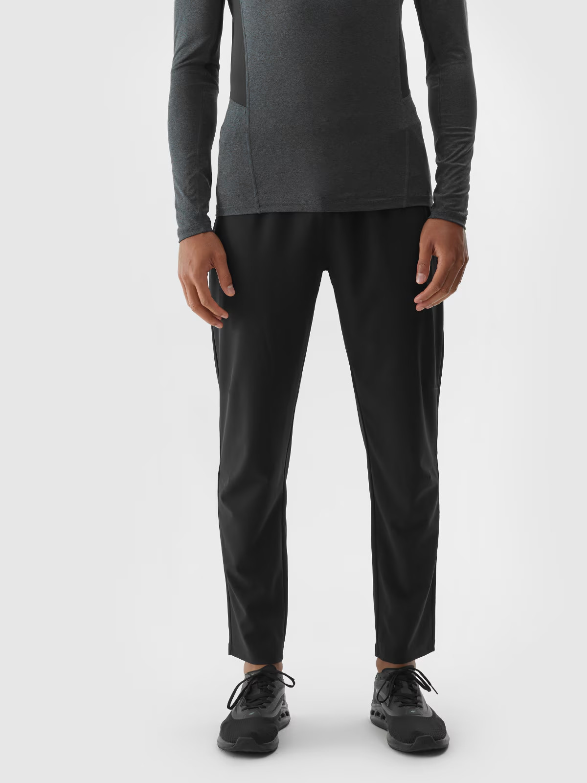 Штани спортивні Trousers Fnk M684 4FWAW24TFTRM684-20S 4F L Чорний 4FWAW24TFTRM684-20S