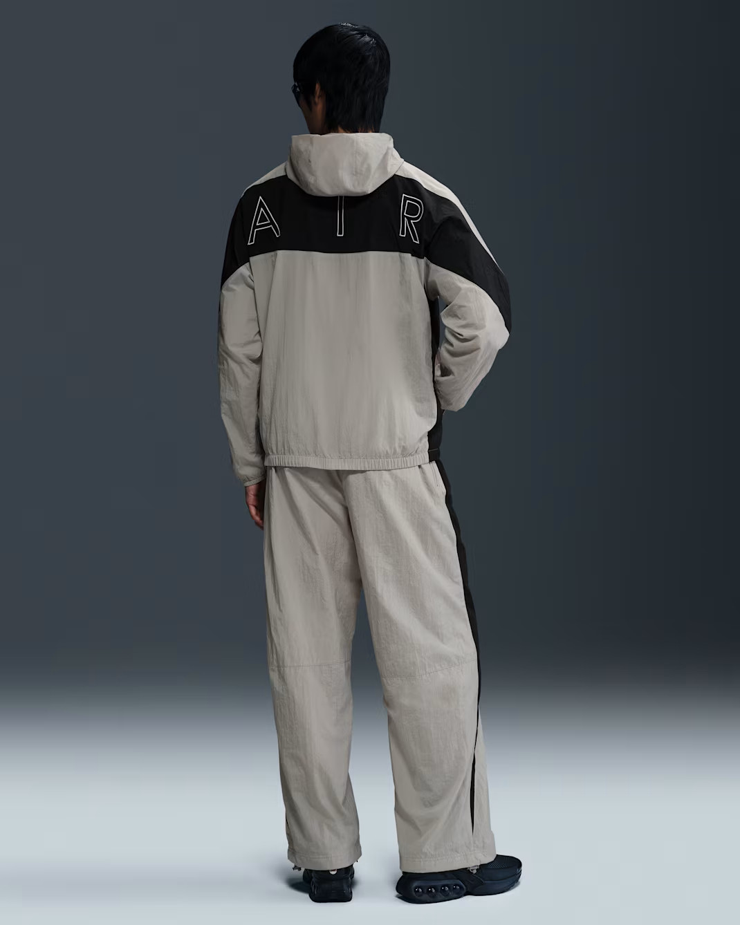 Куртка чоловіча Nike Air Beige/Black HJ0634-008