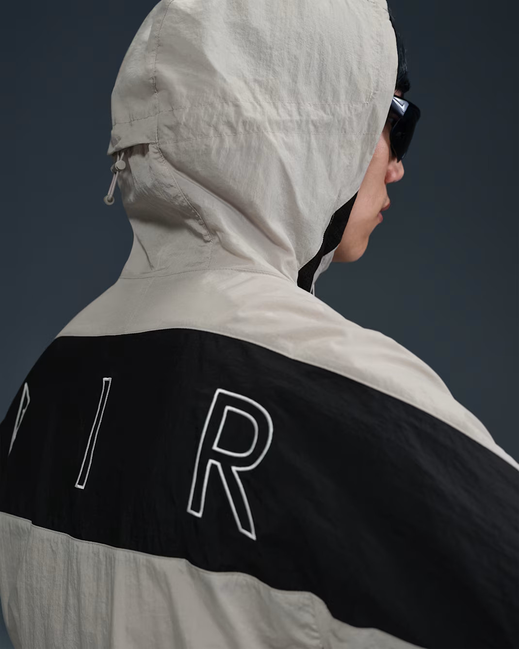 Куртка чоловіча Nike Air Beige/Black HJ0634-008