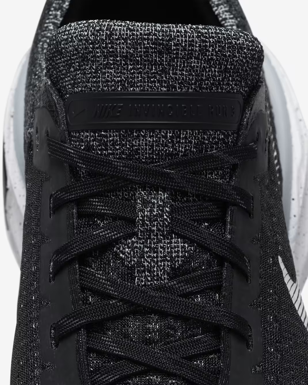 Кросівки чоловічі Nike Invincible 3 MenS Road Running Shoes Black DR2615-002