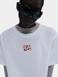 Футболка HF9500-100 Nike HF9500-100