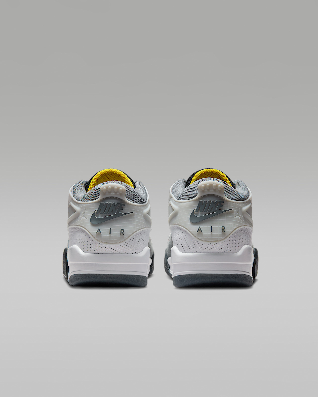 Кросівки чоловічі Air Jordan 4 RM PRM IB8052-100