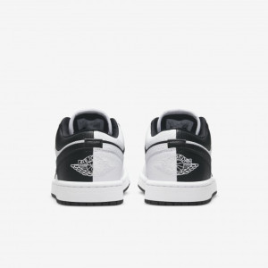 Кросівки WMNS AIR JORDAN 1 LOW BLACK WHITE DR0502-101