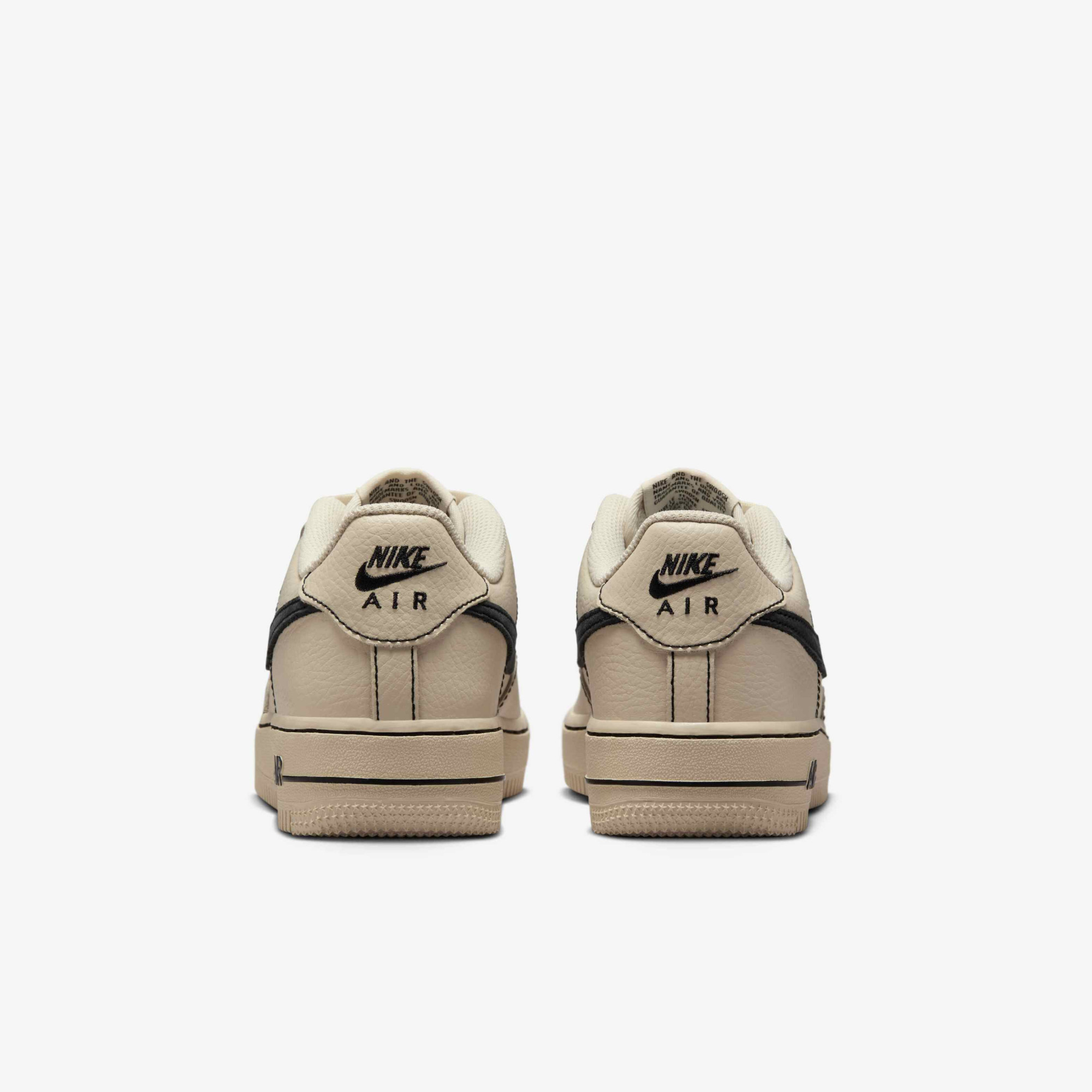 Кросівки жіночі NIKE AIR FORCE 1 LV8 4 (GS) HJ4563-200