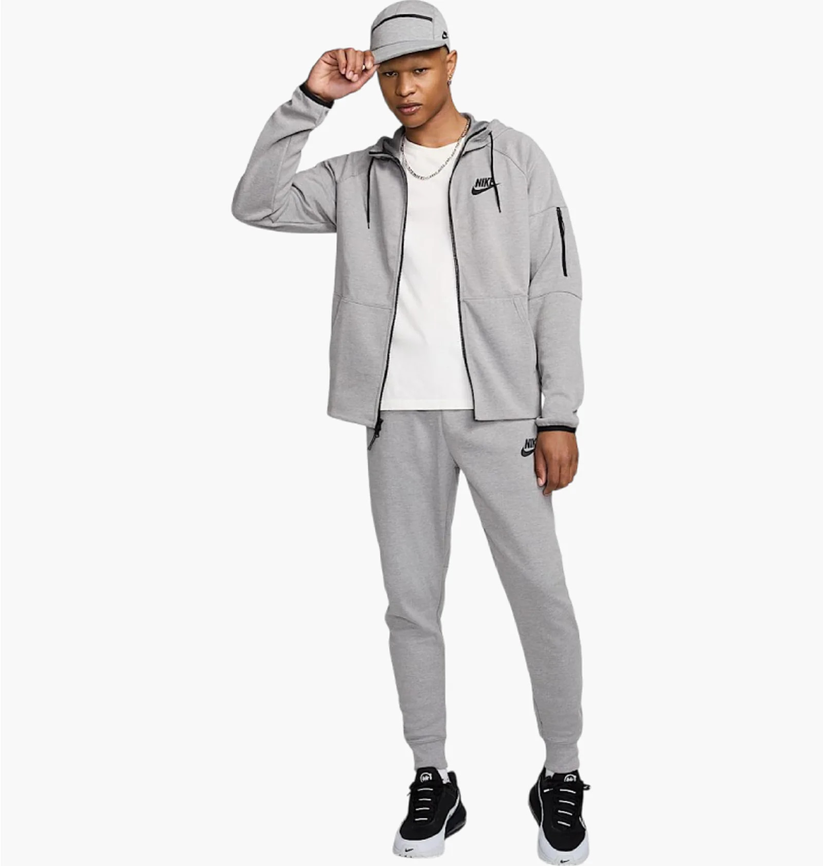 Костюм спортивний Nike Tech Essentials DD5293-002__DD5284-002