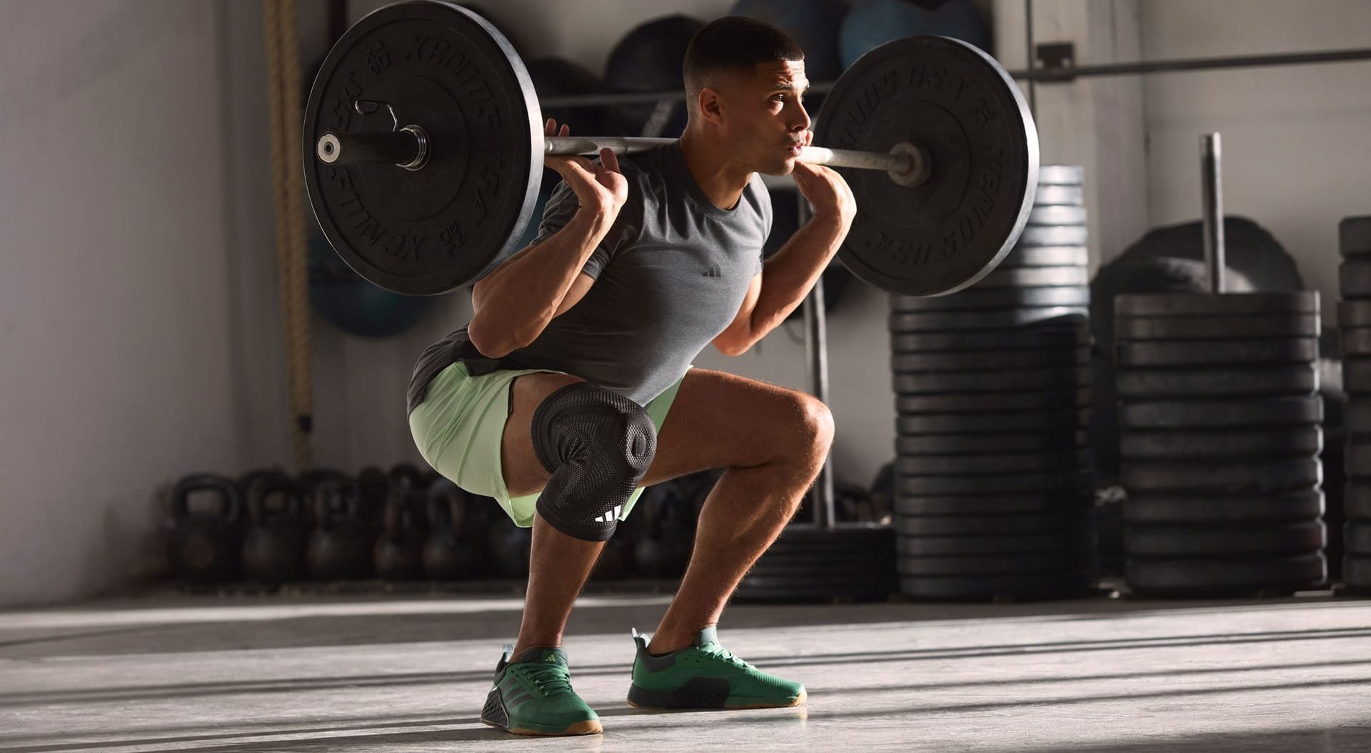 Фіксатор коліна Adidas Aeroready Knee Support чорний Уні L ADSU-14112