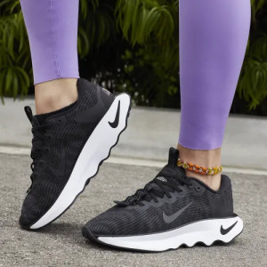 Кросівки Nike WMNS MOTIVA DV1238-001