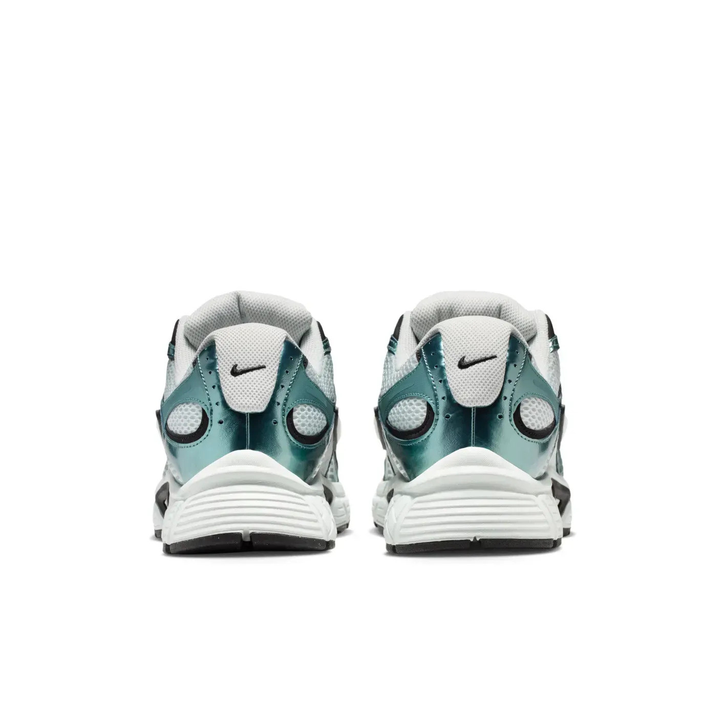 Кросівки Nike V5 RNR HJ5228-012