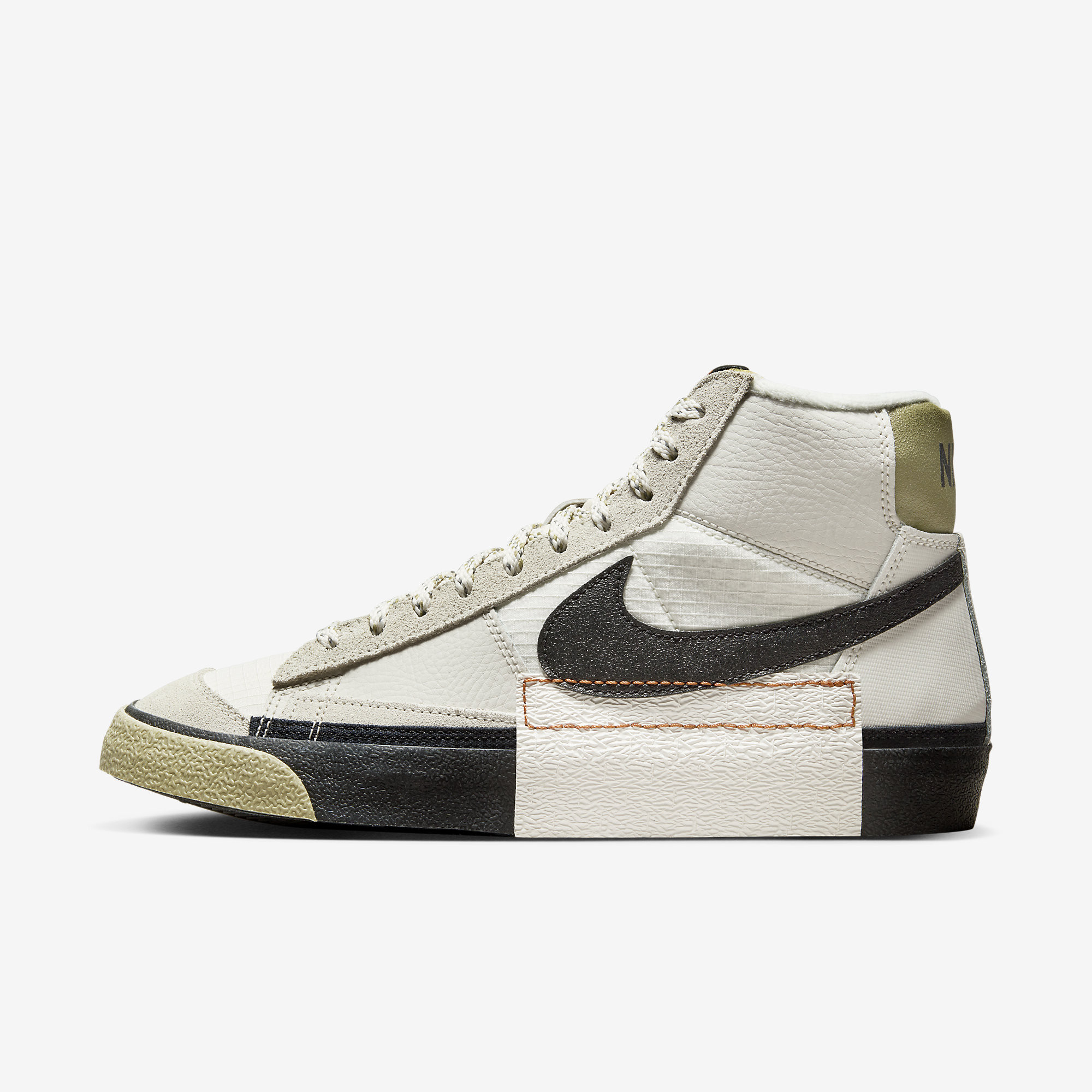 Кросівки Nike Blazer Mid Pro Club FB8891 002